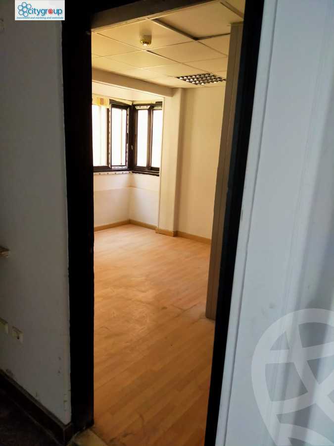 https://aqarmap.com.eg/en/listing/3939534-for-rent-cairo-el-maadi-sarayat-el-maadi-oraby-st