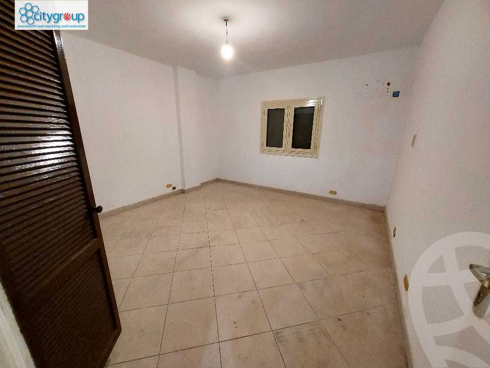 https://aqarmap.com.eg/en/listing/4533420-for-rent-cairo-el-maadi-sarayat-el-maadi-street-82