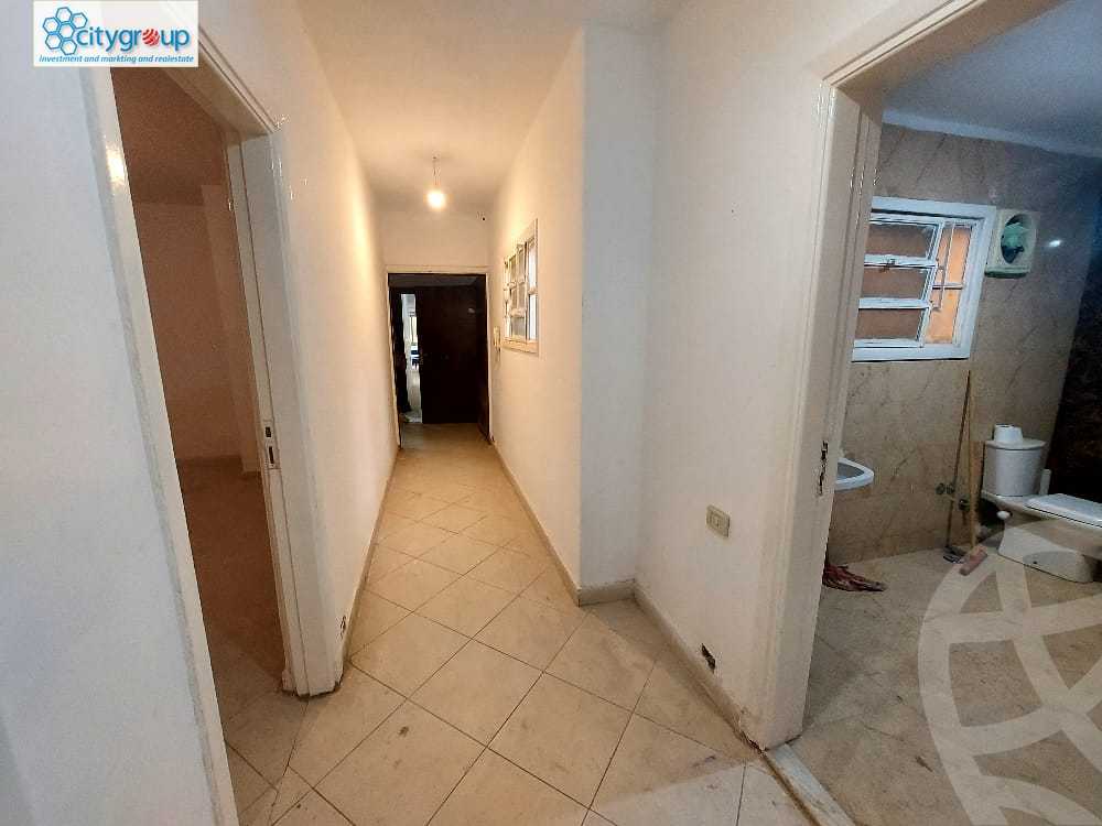 https://aqarmap.com.eg/en/listing/4533420-for-rent-cairo-el-maadi-sarayat-el-maadi-street-82