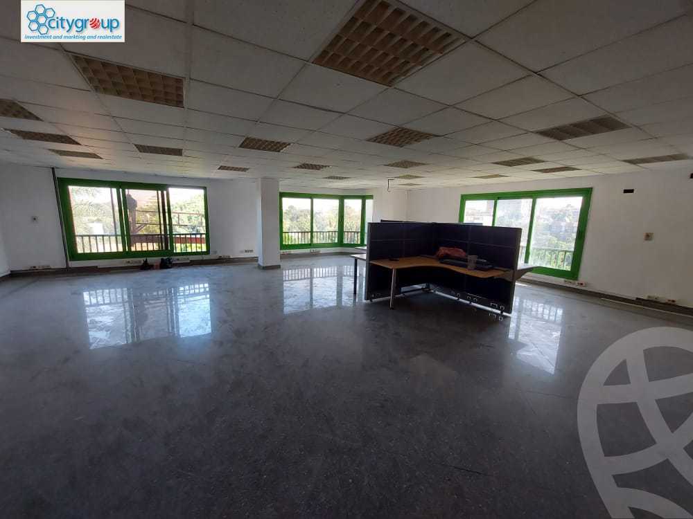 https://aqarmap.com.eg/ar/listing/4972783-for-rent-cairo-el-maadi-sarayat-el-maadi-no-22