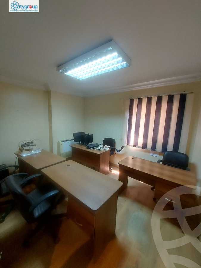 https://aqarmap.com.eg/ar/listing/5330547-for-rent-cairo-el-maadi-el-maadi-el-gededa-el-nasr-st