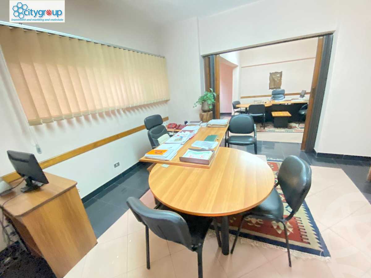 https://aqarmap.com.eg/ar/listing/5383745-for-rent-cairo-el-maadi-sarayat-el-maadi-street-18