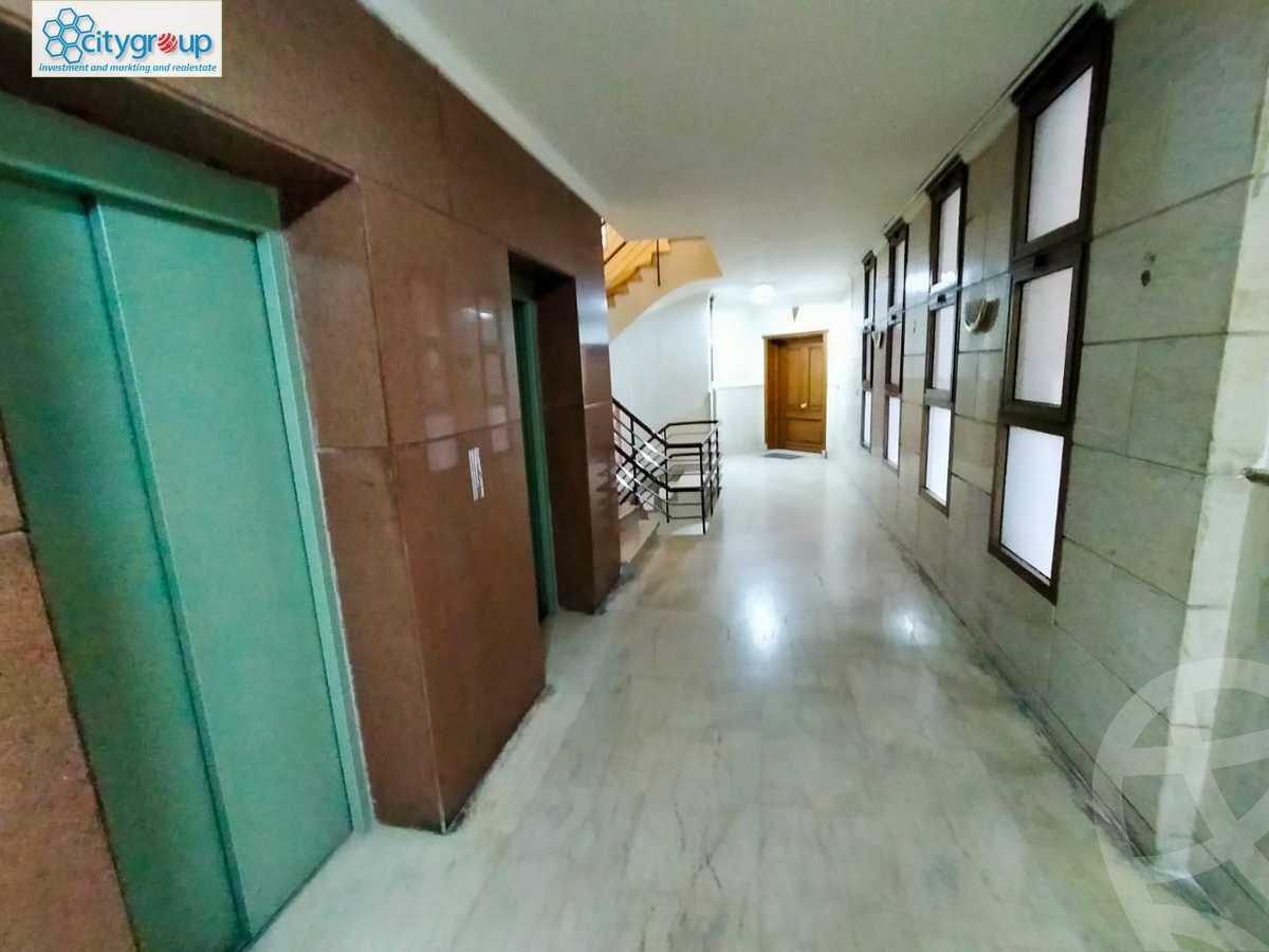 https://aqarmap.com.eg/ar/listing/5440937-for-rent-cairo-el-maadi-sarayat-el-maadi-street-18