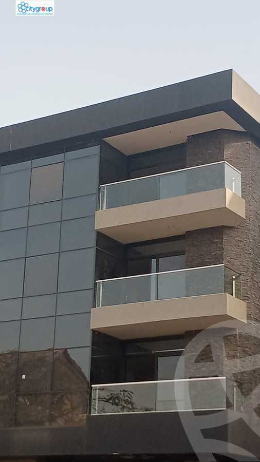 https://aqarmap.com.eg/ar/listing/5460599-for-rent-cairo-el-maadi-degla-street-200