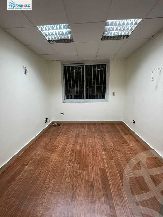 https://aqarmap.com.eg/en/listing/5724864-for-rent-cairo-el-maadi-sarayat-el-maadi-mostafa-kamel-st