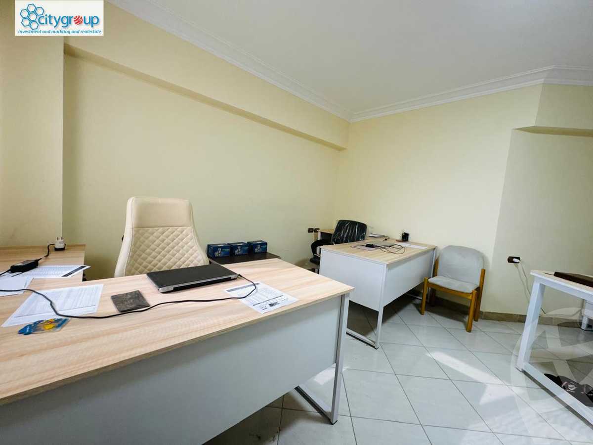 https://aqarmap.com.eg/ar/listing/5728880-for-rent-cairo-el-maadi-zahraa-el-maadi-zahraa-el-maadi-st