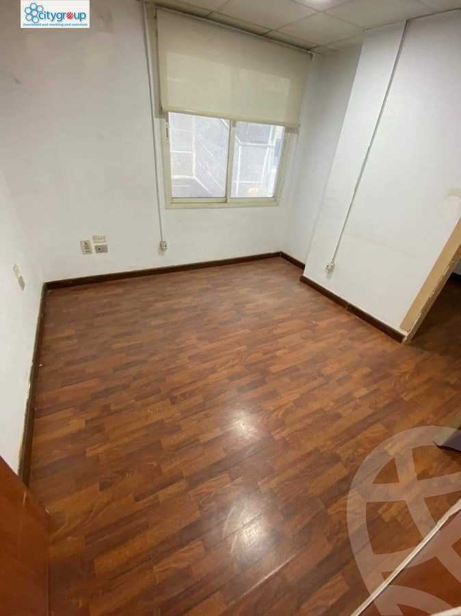https://aqarmap.com.eg/ar/listing/5757816-for-rent-cairo-el-maadi-zahraa-el-maadi-al-khamseen-st