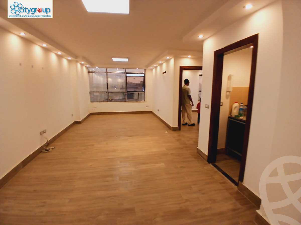 https://aqarmap.com.eg/ar/listing/6099877-for-rent-cairo-el-maadi-zahraa-el-maadi-al-khamseen-st