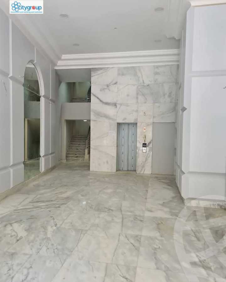 https://aqarmap.com.eg/en/listing/5855867-for-rent-cairo-el-maadi-compounds-rayhanah-plaza