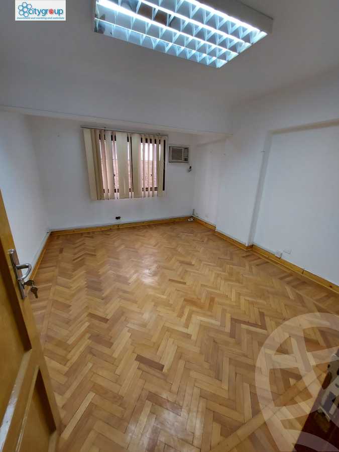 https://aqarmap.com.eg/en/listing/5857078-for-rent-cairo-el-maadi-sarayat-el-maadi-no-22