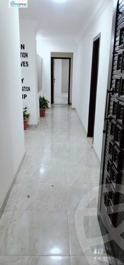 https://aqarmap.com.eg/ar/listing/5883173-for-rent-cairo-el-maadi-compounds-rayhanah-plaza