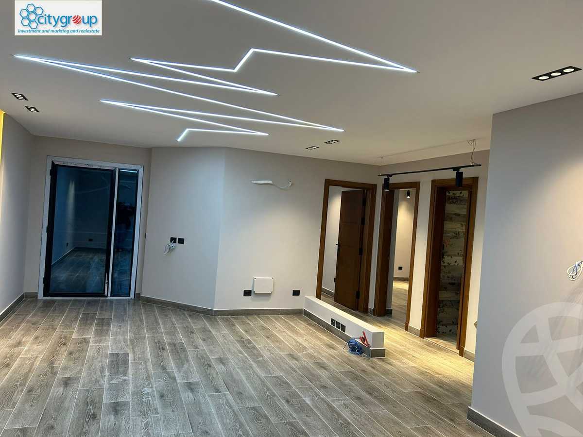 https://aqarmap.com.eg/ar/listing/5886021-for-rent-cairo-el-maadi-compounds-rayhanah-plaza