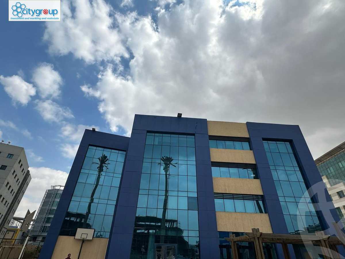https://aqarmap.com.eg/en/listing/5887099-for-rent-cairo-new-cairo-90th-street-northern-90th-street