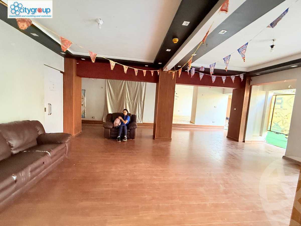 https://aqarmap.com.eg/ar/listing/5888618-for-rent-cairo-mokattam-lhdb-l-ly-shareaa-9