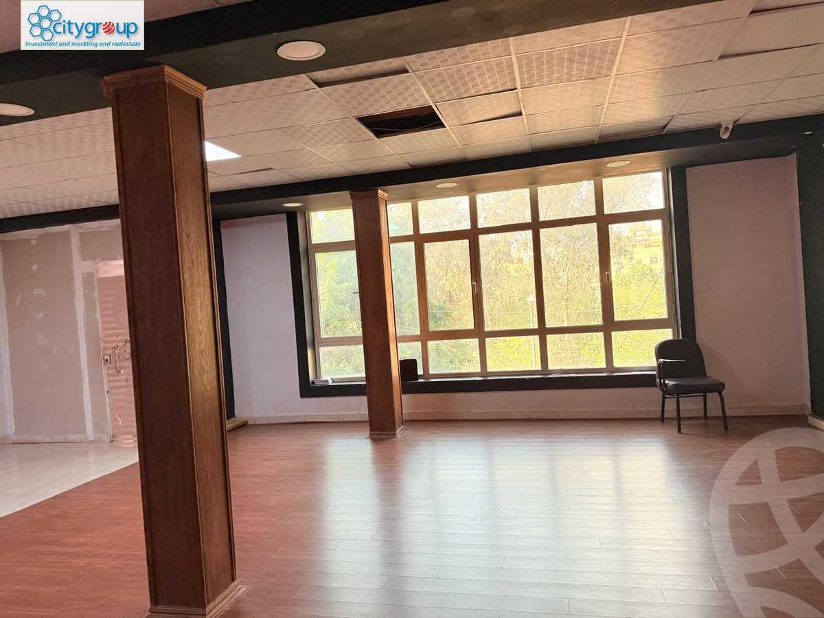 https://aqarmap.com.eg/ar/listing/5888618-for-rent-cairo-mokattam-lhdb-l-ly-shareaa-9