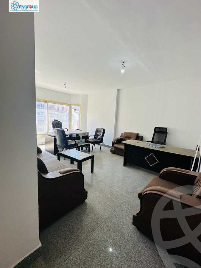 https://aqarmap.com.eg/en/listing/5910651-for-rent-cairo-el-maadi-el-maadi-el-gededa-el-nasr-st