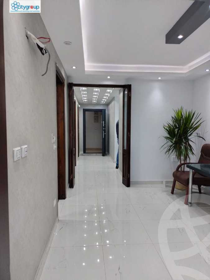 https://aqarmap.com.eg/ar/listing/5917867-for-rent-cairo-el-maadi-zahraa-el-maadi-zahraa-el-maadi-st