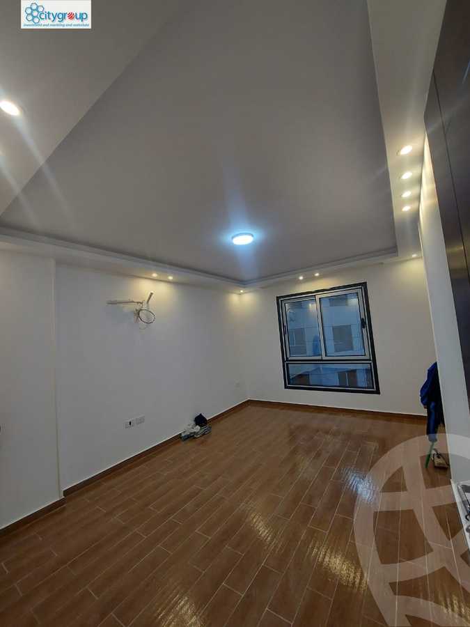 https://aqarmap.com.eg/en/listing/5961799-for-rent-cairo-el-maadi-compounds-rayhanah-plaza