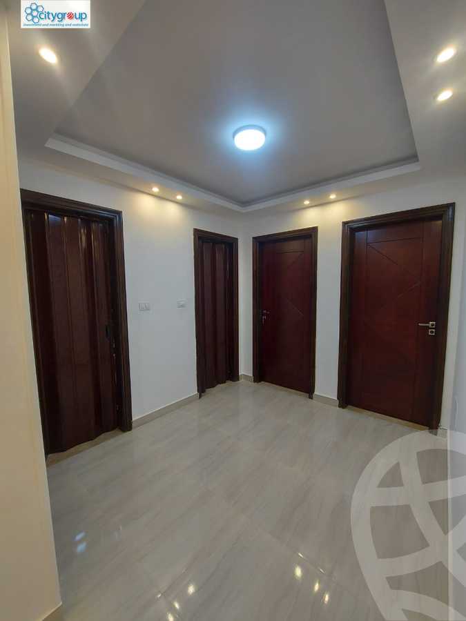 https://aqarmap.com.eg/en/listing/5961799-for-rent-cairo-el-maadi-compounds-rayhanah-plaza