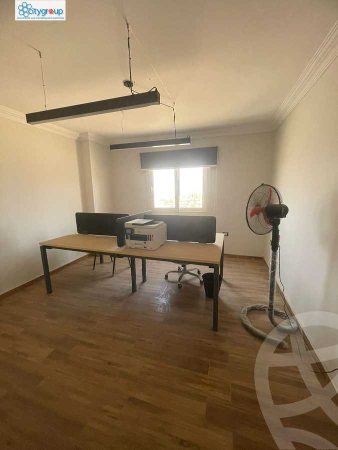 https://aqarmap.com.eg/ar/listing/6004324-for-rent-cairo-el-maadi-compounds-rayhanah-plaza