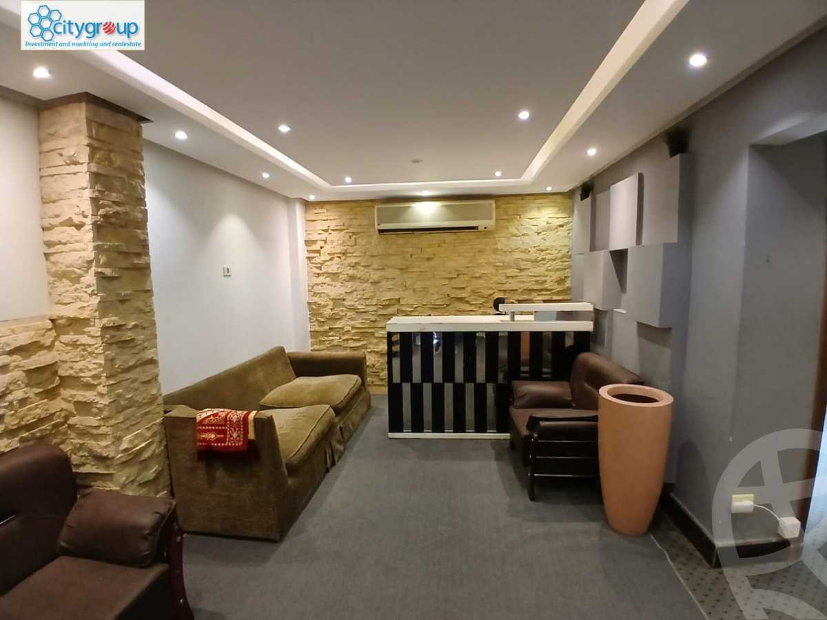 https://aqarmap.com.eg/ar/listing/6016581-for-rent-cairo-el-maadi-sarayat-el-maadi-street-254