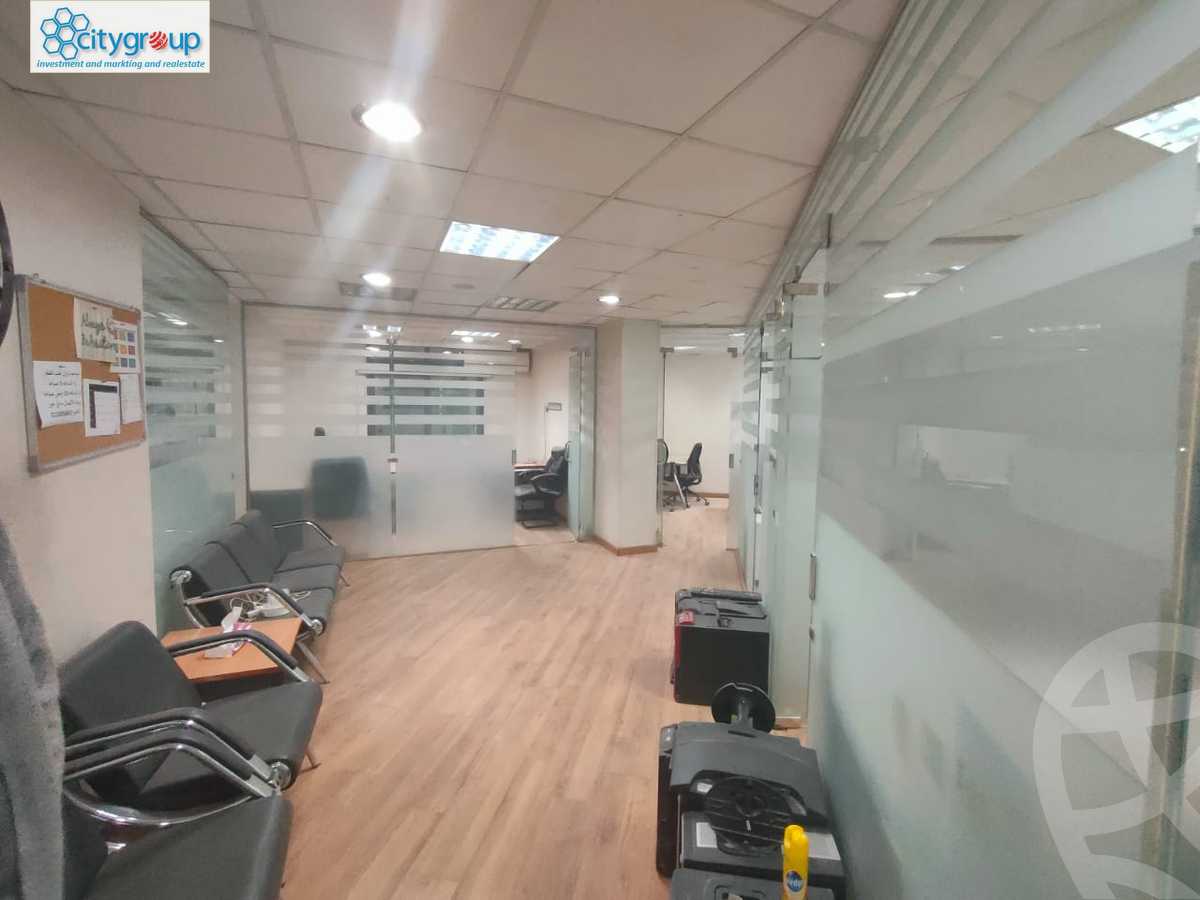 https://aqarmap.com.eg/en/listing/6021700-for-rent-cairo-el-maadi-compounds-rayhanah-plaza