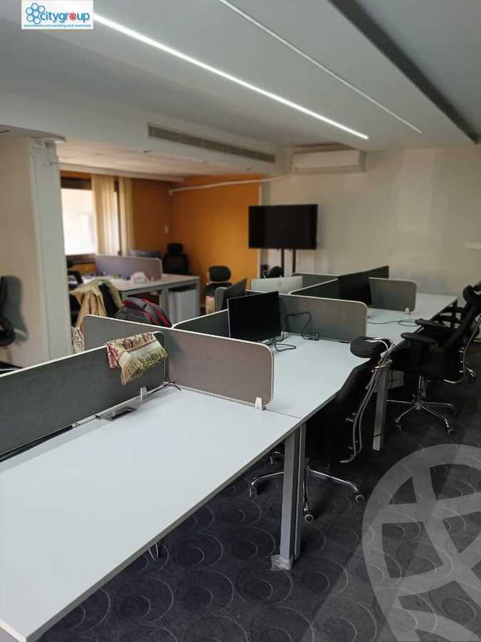 https://aqarmap.com.eg/ar/listing/6023931-for-rent-cairo-el-maadi-sarayat-el-maadi-street-18