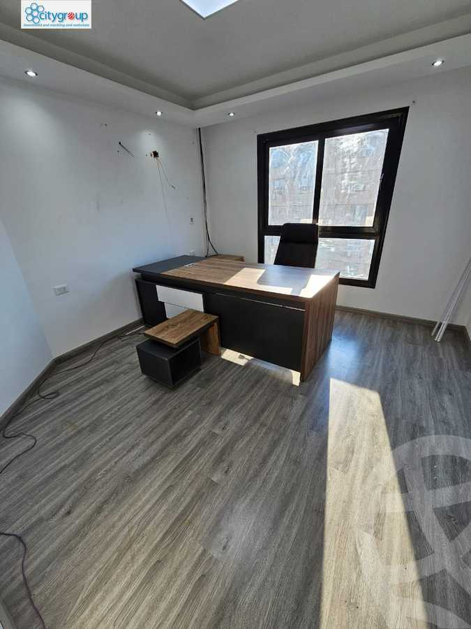 https://aqarmap.com.eg/ar/listing/6029140-for-rent-cairo-el-maadi-compounds-rayhanah-plaza