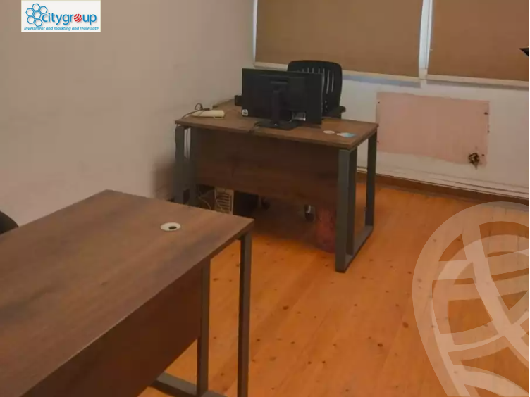 https://aqarmap.com.eg/ar/listing/6000978-for-rent-cairo-el-maadi-kornish-el-maadi-brj-thmn