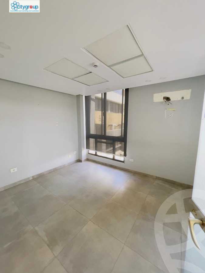 https://aqarmap.com.eg/ar/listing/6038580-for-rent-cairo-el-maadi-sarayat-el-maadi-street-20
