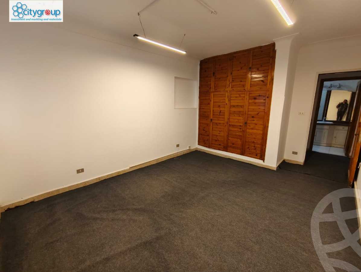 https://aqarmap.com.eg/en/listing/6064729-for-rent-cairo-el-maadi-degla-street-252