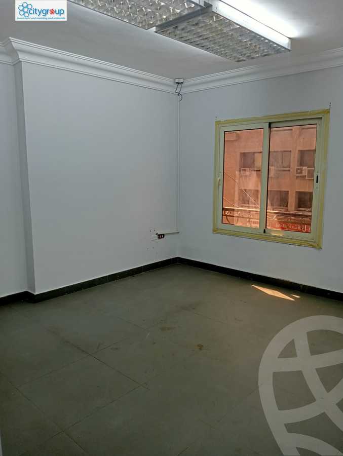 https://aqarmap.com.eg/en/listing/6075564-for-rent-cairo-el-maadi-sarayat-el-maadi-street-15