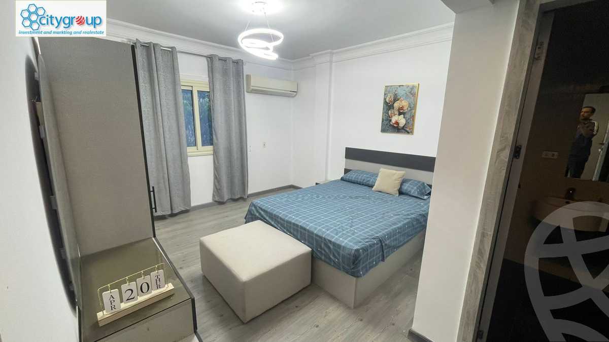 https://aqarmap.com.eg/en/listing/6080073-for-sale-cairo-el-maadi-sarayat-el-maadi-street-20