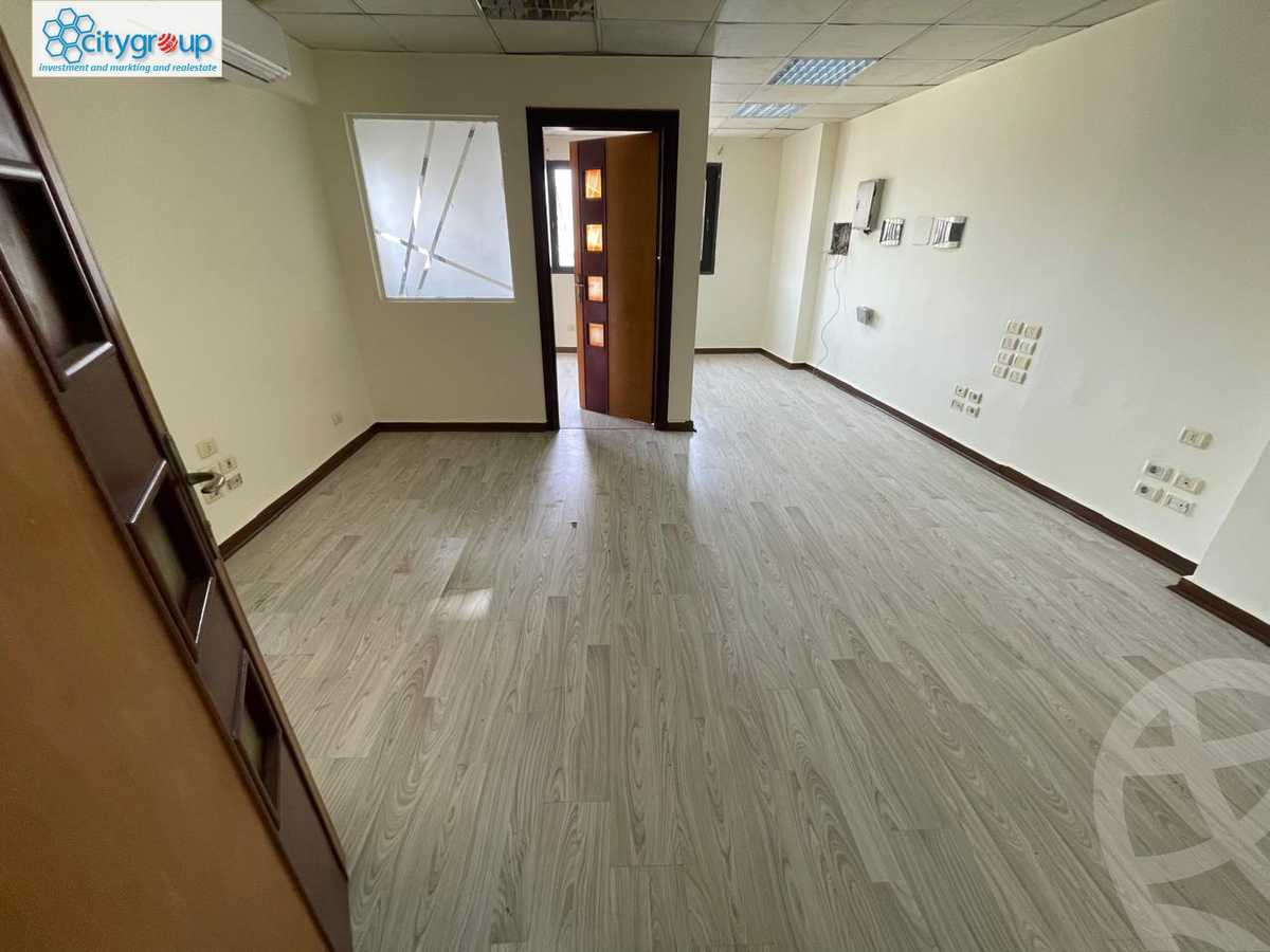 https://aqarmap.com.eg/en/listing/6100313-for-rent-cairo-el-maadi-kornish-el-maadi-al-mashtal-st