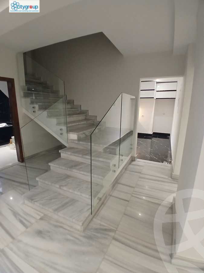 https://aqarmap.com.eg/ar/listing/6105664-for-rent-cairo-el-maadi-sarayat-el-maadi-street-18