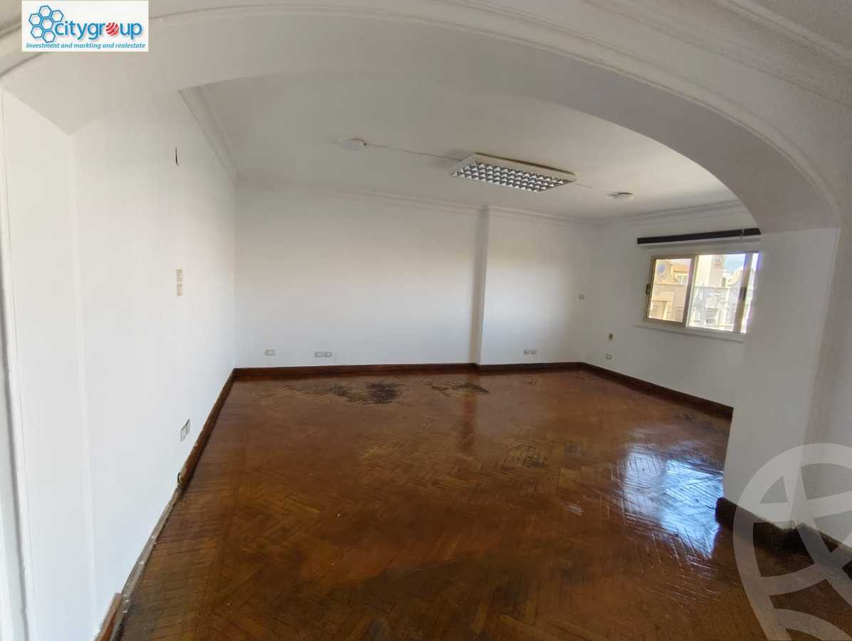 https://aqarmap.com.eg/en/listing/6118938-for-rent-cairo-el-maadi-sarayat-el-maadi-no-22