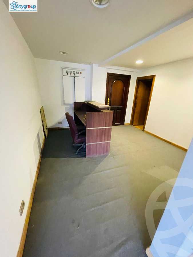 https://aqarmap.com.eg/en/listing/6132591-for-rent-cairo-el-maadi-sarayat-el-maadi-street-15