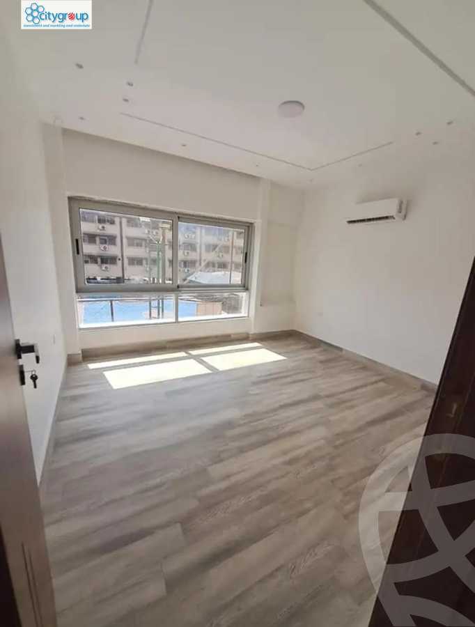 https://aqarmap.com.eg/ar/listing/6134762-for-rent-cairo-new-cairo-el-kattameya-compounds-in-kattameya-crystal-plaza