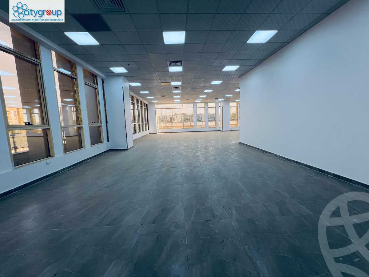 https://aqarmap.com.eg/en/listing/6138866-for-rent-cairo-new-cairo-lrhb-city-phase-1-youssef-el-sebaey-st