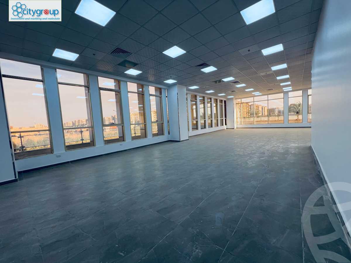 https://aqarmap.com.eg/en/listing/6138866-for-rent-cairo-new-cairo-lrhb-city-phase-1-youssef-el-sebaey-st