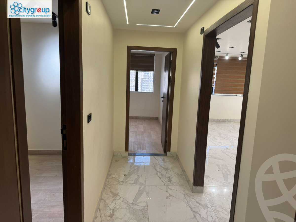 https://aqarmap.com.eg/ar/listing/6155609-for-rent-cairo-el-maadi-zahraa-el-maadi-al-khamseen-st