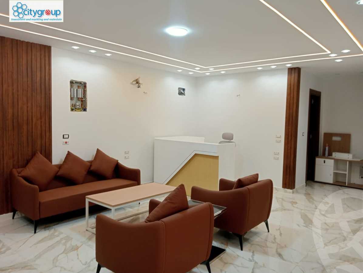 https://aqarmap.com.eg/ar/listing/6168342-for-rent-cairo-el-maadi-compounds-kmbwnd-wn-qtmyh-m-mr-lmrshdy