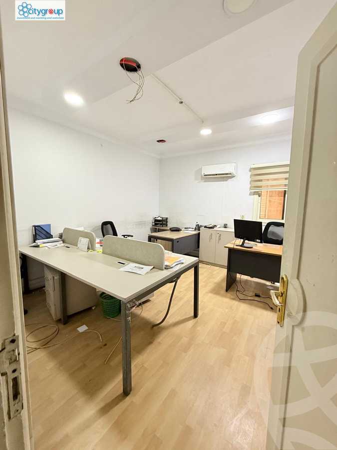 https://aqarmap.com.eg/en/listing/6168376-for-rent-cairo-el-maadi-sarayat-el-maadi-street-18