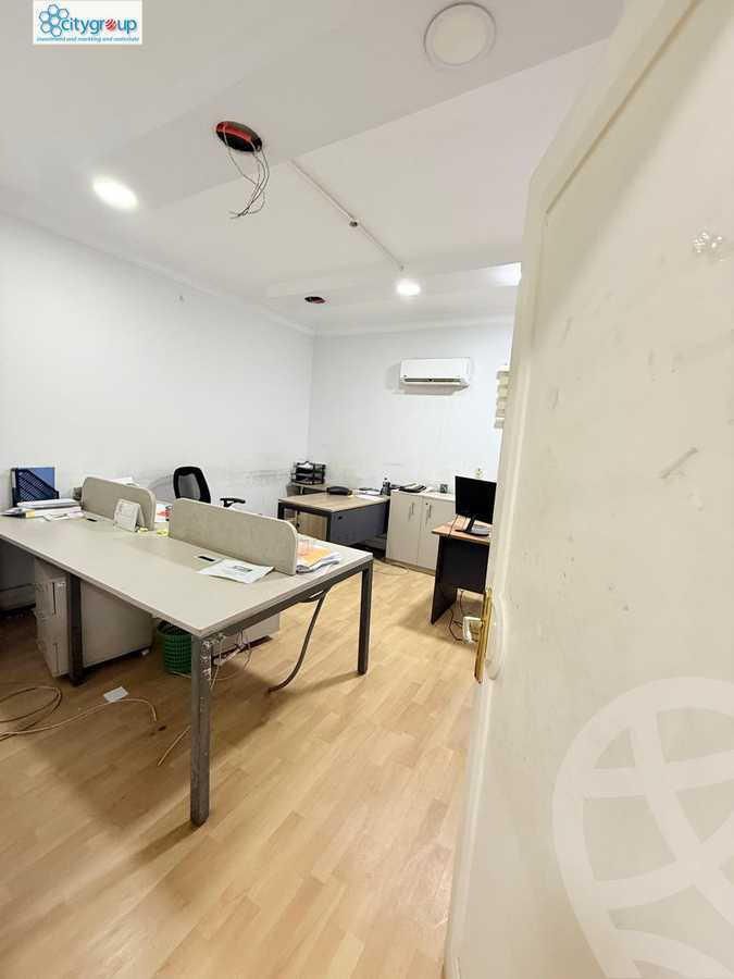 https://aqarmap.com.eg/en/listing/6168376-for-rent-cairo-el-maadi-sarayat-el-maadi-street-18