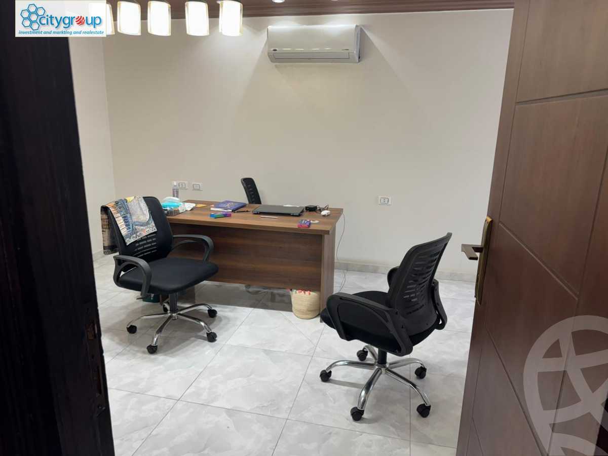 https://aqarmap.com.eg/en/listing/6175489-for-rent-cairo-el-maadi-compounds-rayhanah-plaza