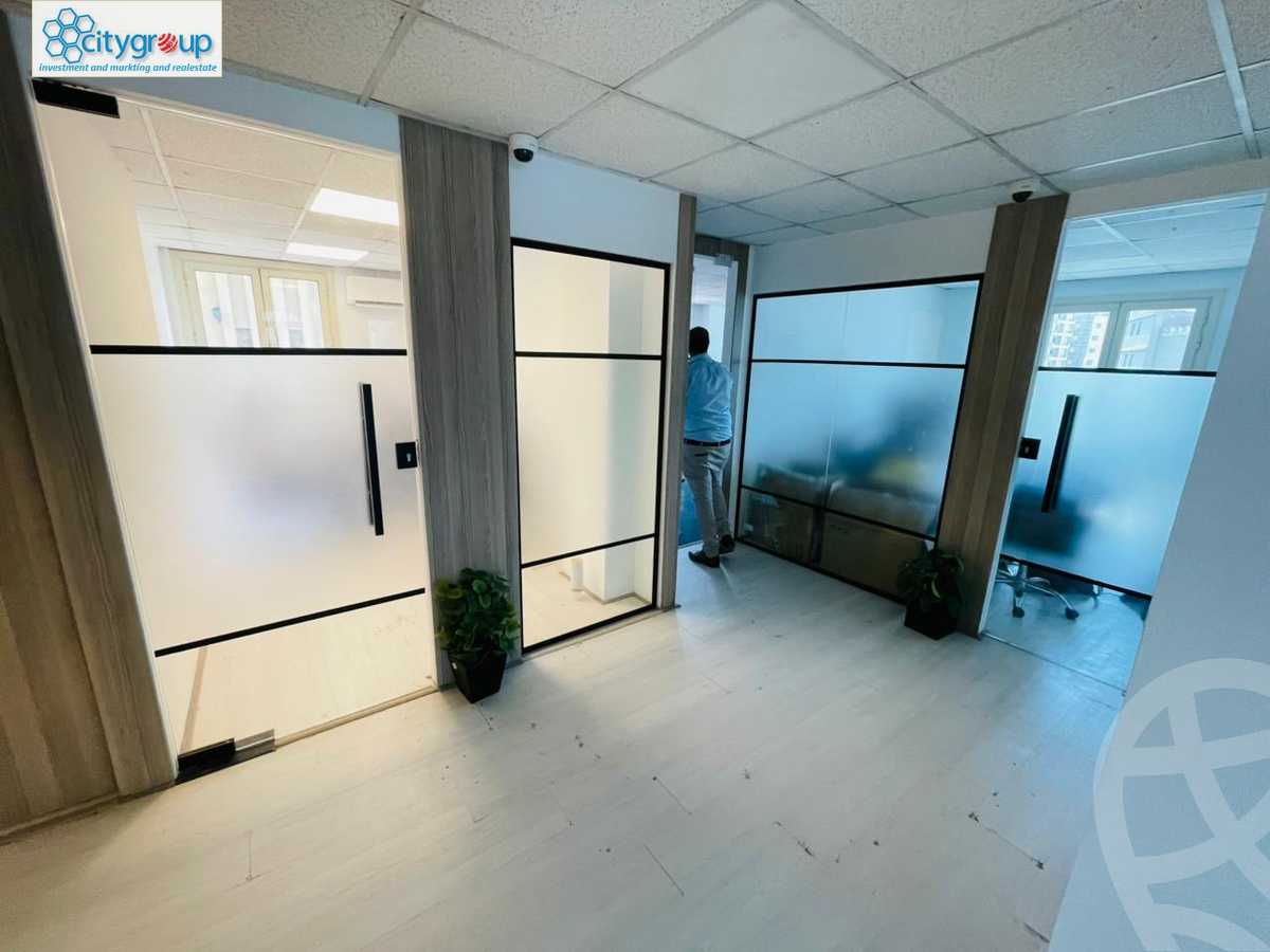 https://aqarmap.com.eg/ar/listing/6280113-for-rent-cairo-el-maadi-compounds-kmbwnd-wn-qtmyh-m-mr-lmrshdy