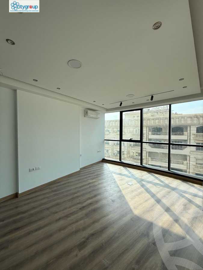 https://aqarmap.com.eg/ar/listing/6285531-for-rent-cairo-el-maadi-compounds-rayhanah-plaza