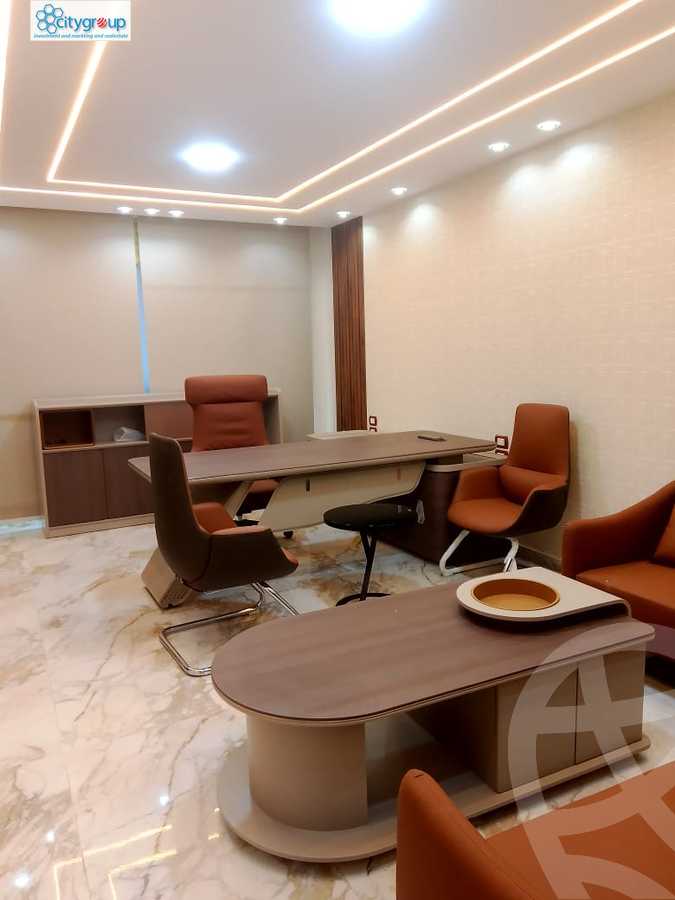 https://aqarmap.com.eg/ar/listing/6287100-for-rent-cairo-el-maadi-compounds-kmbwnd-wn-qtmyh-m-mr-lmrshdy