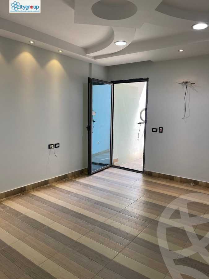 https://aqarmap.com.eg/en/listing/6379271-for-rent-cairo-el-maadi-compounds-rayhanah-plaza