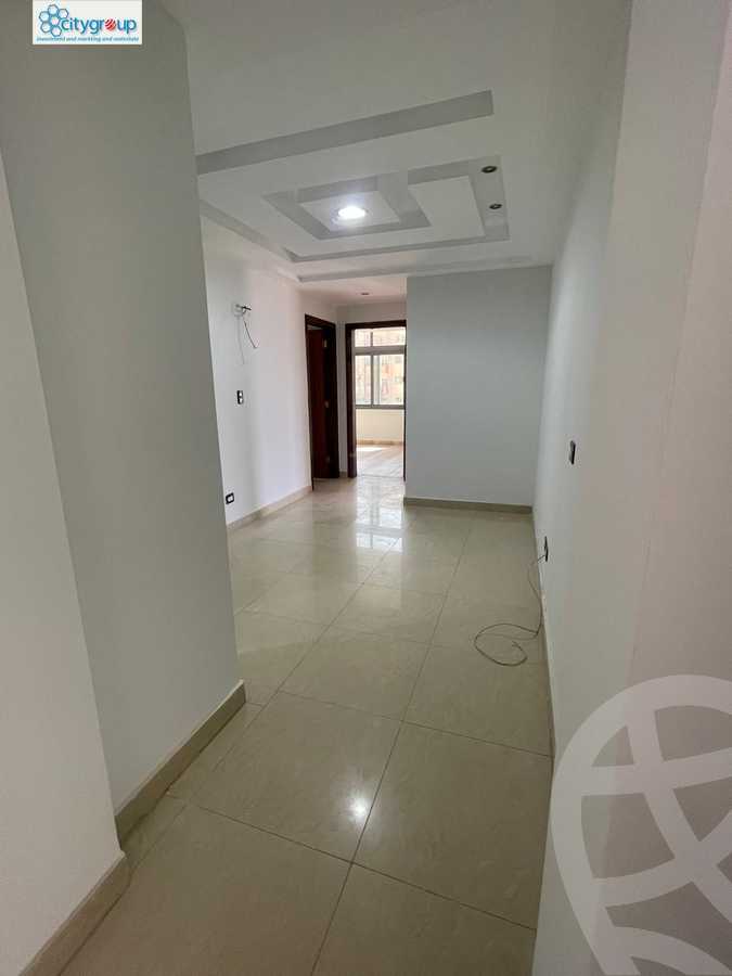 https://aqarmap.com.eg/en/listing/6379271-for-rent-cairo-el-maadi-compounds-rayhanah-plaza